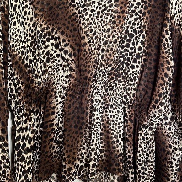 Isabella Rodriguez Animal Print Top Size 2X - Picture 9 of 9